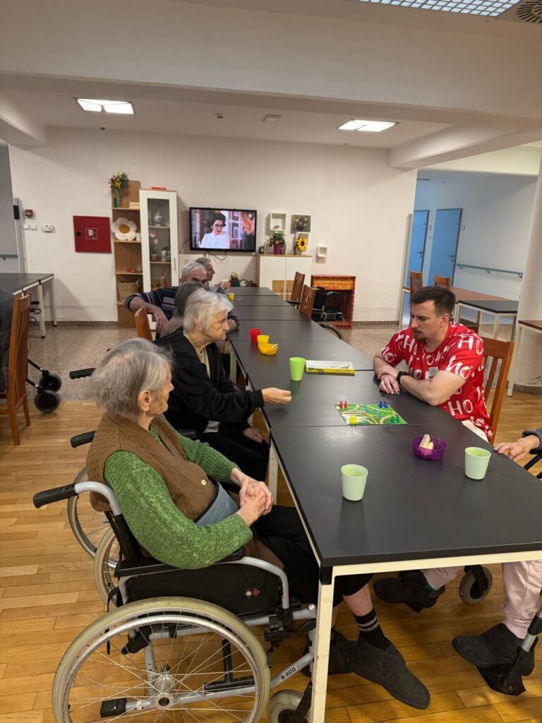 Druženje i podrška korisnicima s demencijom